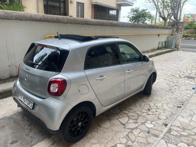 smart forFour 0.9 Turbo twinamic Prime 90 cv - foto 4 di 4