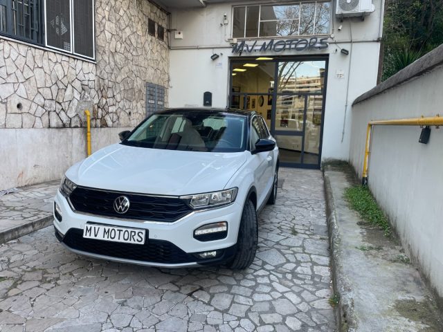 Volkswagen T-Roc 1.5 TSI DSG style 150 cv - foto 3 di 4
