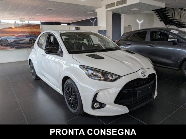 Toyota Yaris 1.0 5 porte usato a LIMENA
