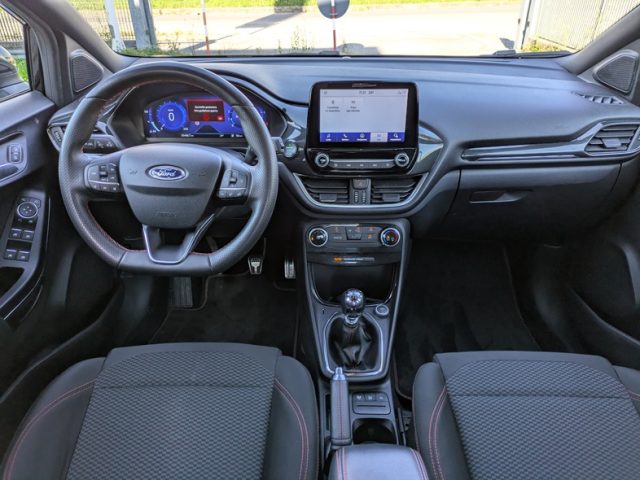 Ford Puma 1.0 EcoBoost Hybrid 125 CV S&S ST-Line - foto 2 di 4