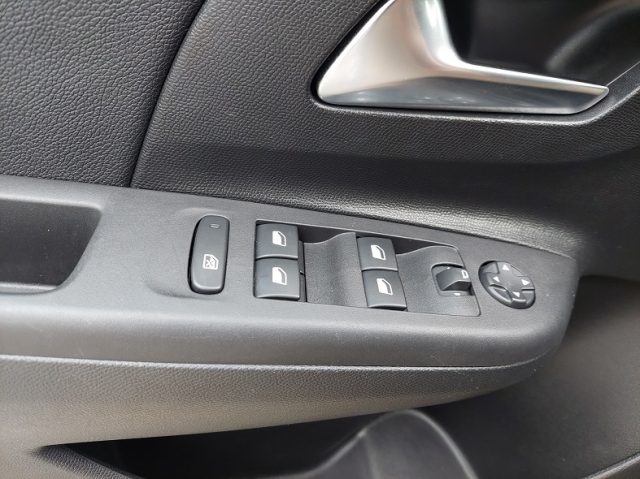 Opel Corsa 1.2 GPL Elegance - foto 4 di 4