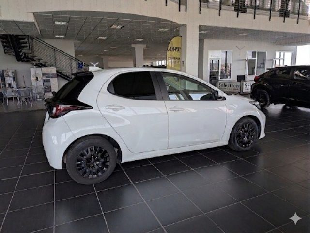 Toyota Yaris 1.0 5 porte - foto 3 di 4
