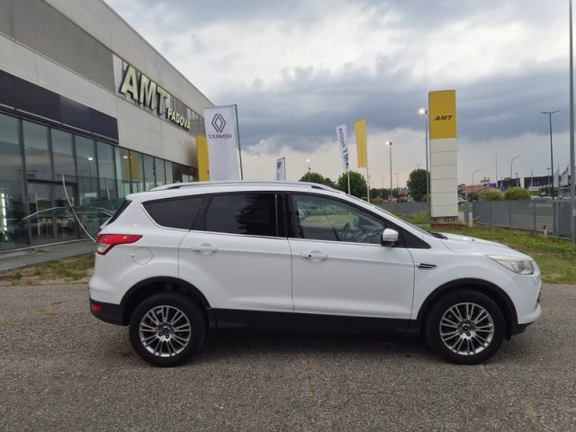 Ford Kuga 2.0 TDCI 163 CV 4WD Powershift Titanium - foto 3 di 4