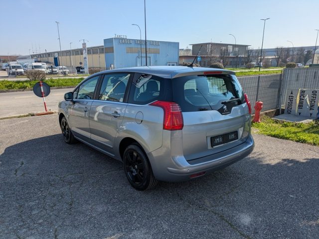 Peugeot 5008 BlueHDi 120 S&S Active 7 POSTI - foto 2 di 4