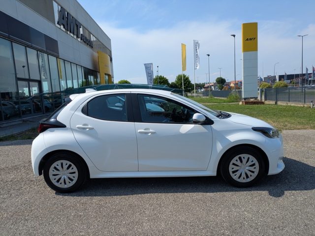 Toyota Yaris 1.0 5 porte GPL - foto 3 di 4