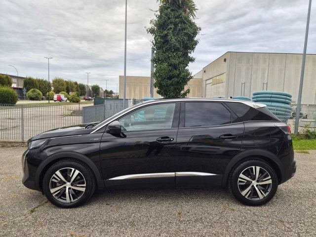 Peugeot 3008 Hybrid 225 e-EAT8 Allure Pack - foto 2 di 4