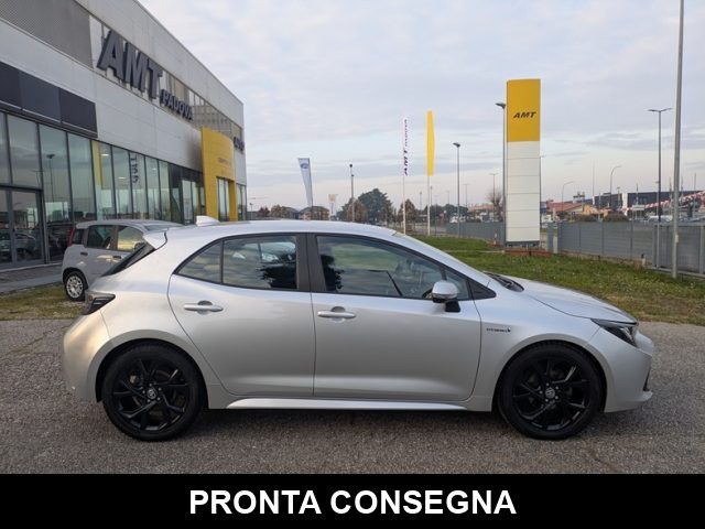 Toyota Corolla 1.8 Hybrid Black edition usato a LIMENA