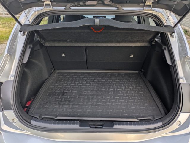 Toyota Corolla GPL Hybrid Black edition usato a LIMENA