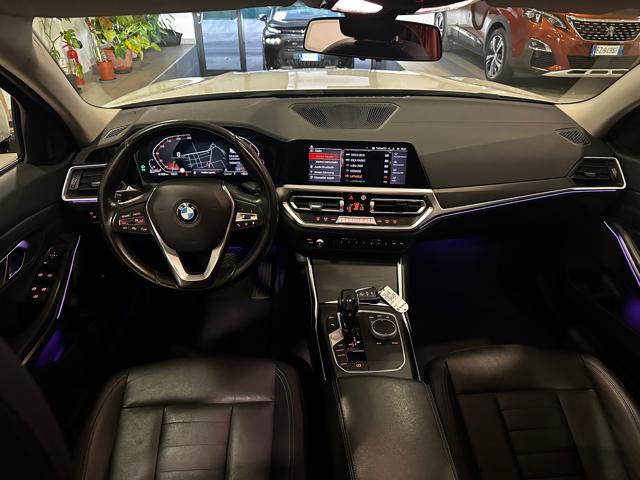 BMW 318 d 48V Touring Luxury - foto 4 di 4