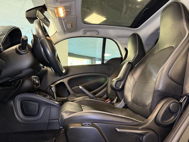 smart forTwo BRABUS 0.9 Turbo twinamic - CARBONIO - foto 2 di 4