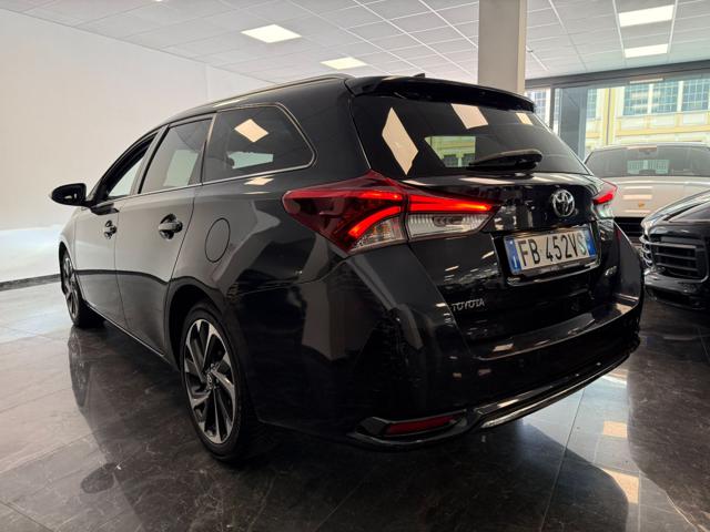 Toyota Auris Touring Sports 1.6 d-4d Lounge - foto 4 di 4