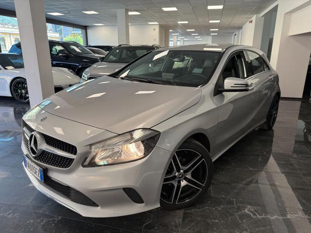 Mercedes-Benz A 160 d Automatic Premium - foto 2 di 4