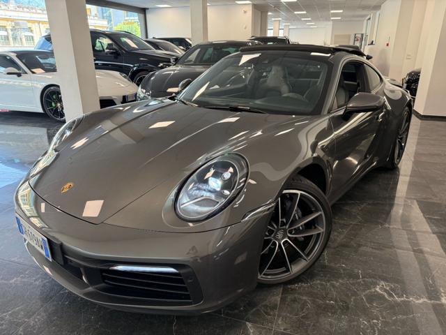 Porsche 911 Carrera 4 - foto 2 di 4