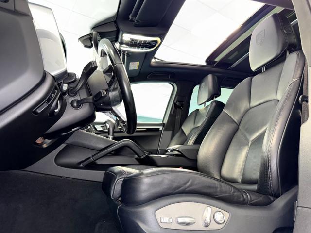Porsche Cayenne 3.0 Diesel Platinum Edition - FULL OPTIONAL - foto 3 di 4