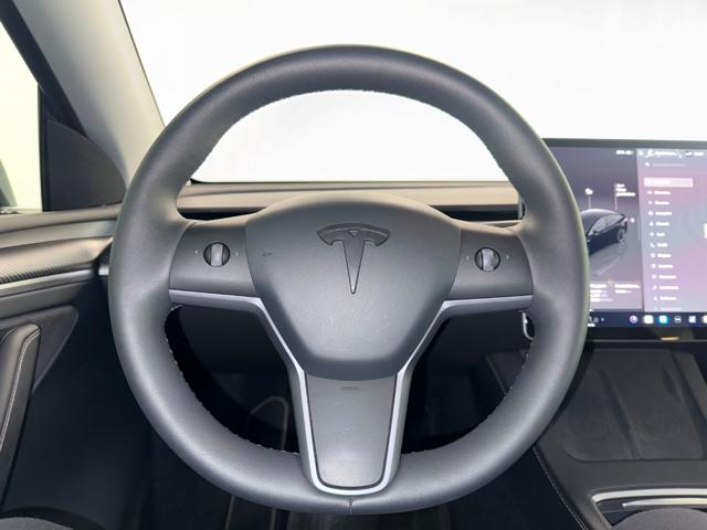 Tesla Model Y Long Range AWD usato a VILLA CARCINA