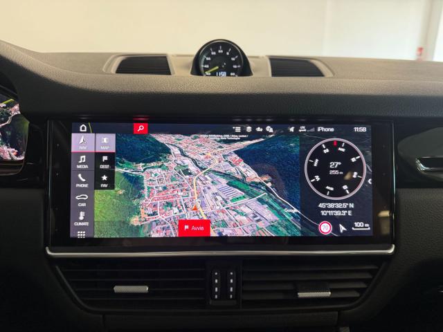 Porsche Cayenne 3.0 V6 E-Hybrid TETTO, del 2020, 91.000 km, in vendita a Villa Carcina (BS)