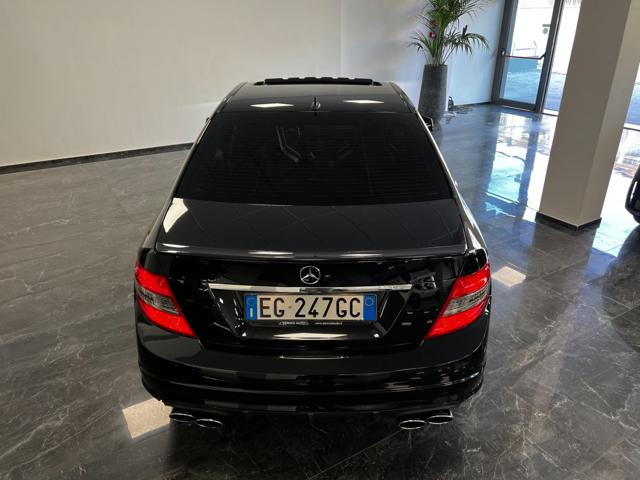 Mercedes-Benz C 63 AMG C 63 cat AMG UFFICIALE ITALIANA / TETTO, del 2010, 129.000 km, in vendita a Villa Carcina (BS)