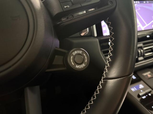 Porsche Macan 2.0 T TETTO / CHRONO / SCARICO/ GARANZIA UFFICIALE usato a VILLA CARCINA
