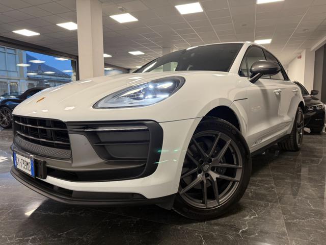 Porsche Macan 2.0 T TETTO / CHRONO / SCARICO/ GARANZIA UFFICIALE usato a VILLA CARCINA
