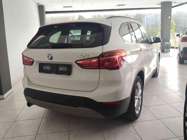 BMW X1 sDrive16d Advantage - foto 3 di 4