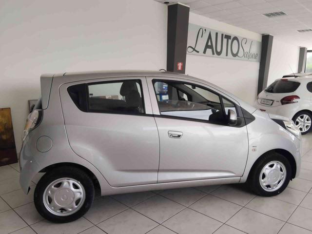 Chevrolet Spark 1.0 BENZINA - foto 2 di 4