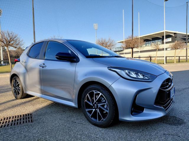 Toyota Yaris 1.5 Hybrid 5 porte Lounge usato a MONDOLFO