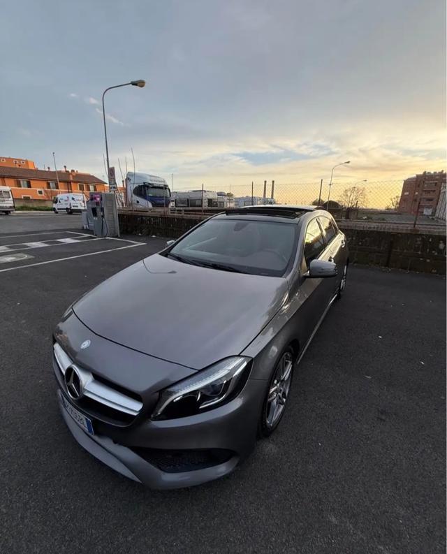 Mercedes-Benz A 180 Premium - foto 2 di 4