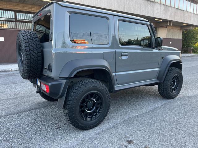 Suzuki Jimny 1.5 5MT Top - foto 3 di 4