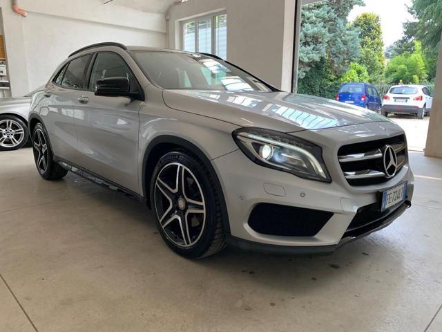 Mercedes-Benz GLA 220 d Automatic 4Matic Premium - foto 2 di 4