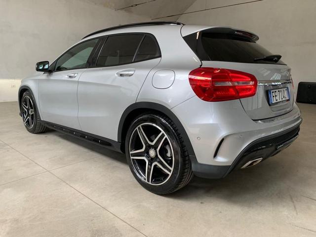 Mercedes-Benz GLA 220 d Automatic 4Matic Premium - foto 3 di 4