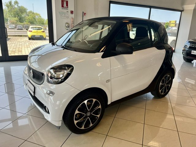 smart forTwo 70 1.0 twinamic Youngster PREZZO REALE !! - foto 3 di 4