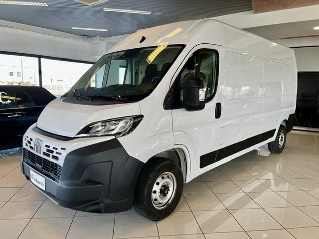 Fiat Ducato 33 2.2 Mjt 140CV PLM-TM Furgone PREZZO REALE !! usato a CAVERNAGO