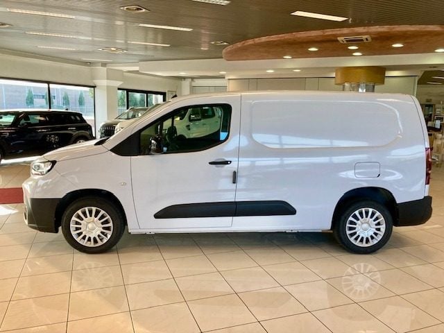 Toyota Proace 1.5D 100 CV S&S PL 5p. Comf PASSO LUNGO !!, del 2026, 10 km, in vendita a Cavernago (BG)