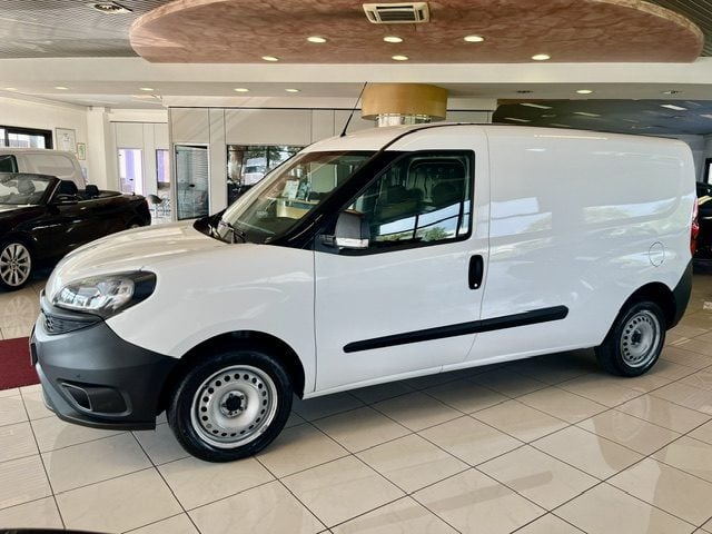 Fiat Doblo Doblò 1.4 Natural Power PL-TN Cargo Maxi Lounge, del 2021, 72.669 km, in vendita a Cavernago (BG)
