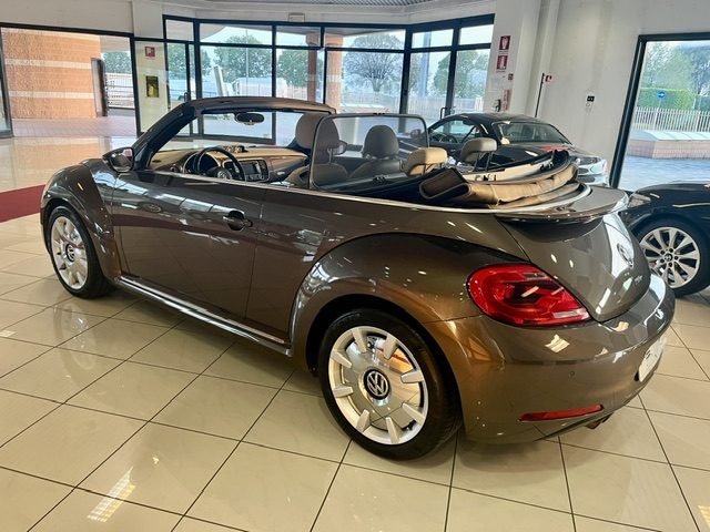 Volkswagen Maggiolino Cabrio 1.4 TSI DSG Design PREZZO REALE !! - foto 3 di 4