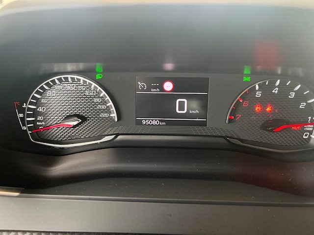 Peugeot 2008 BlueHDi 110 S&S Active Pack PREZZO REALE !!, del 2022, 94.980 km, in vendita a Cavernago (BG)