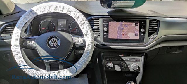 Volkswagen T-Roc 1.6 TDI Style BlueMotionTechnology - foto 3 di 4