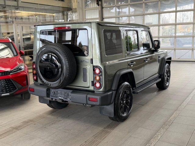 EMC 212 2.0 TGDI 8AT 4WD Adventurer nuovo a RHO