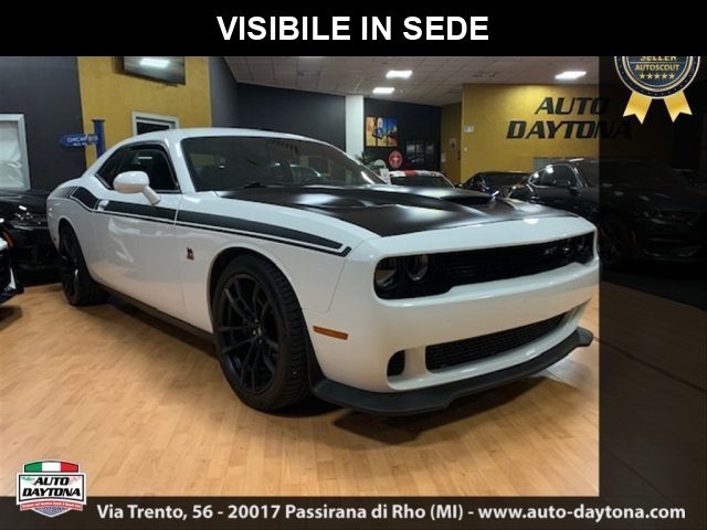 Dodge Challenger 6.4 V8 Autom 392 - foto 2 di 4