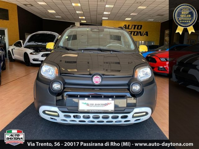 Fiat Panda PANDINA CROSS HYBRID SPORT LIMITED EDITION usato a RHO