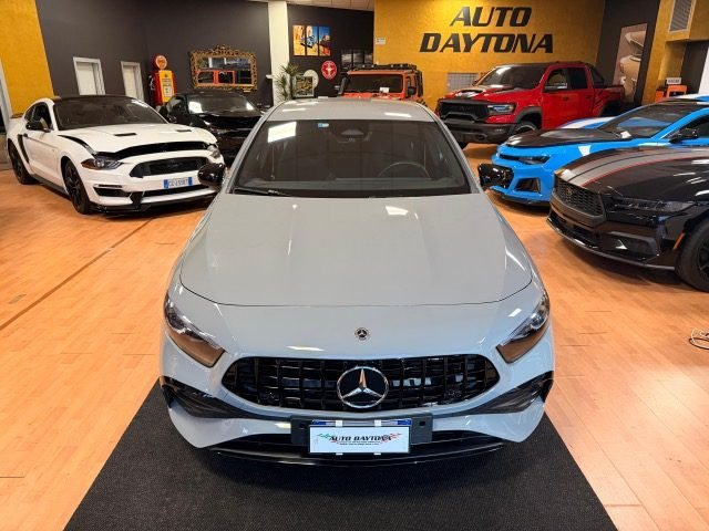 Mercedes-Benz A 180 d Automatic Alpine Grey Edition - foto 4 di 16