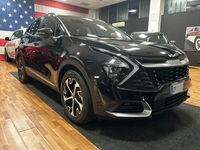 Kia Sportage 1.6 TGDi HEV AT Style - foto 2 di 4