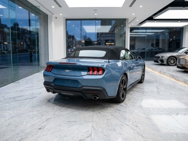 Ford Mustang 2.3 EcoBoost Autom MY25 - foto 3 di 4