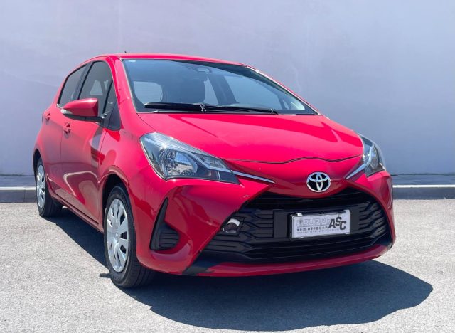 Toyota Yaris 1.0 BENZ 72 CV 5 porte Cool ADATTA A NEOPATENTATI - foto 4 di 4