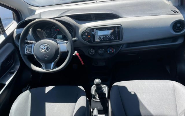 Toyota Yaris 1.0 BENZ 72 CV 5 porte Cool ADATTA A NEOPATENTATI, del 2020, 79.000 km, in vendita a Bra (CN)