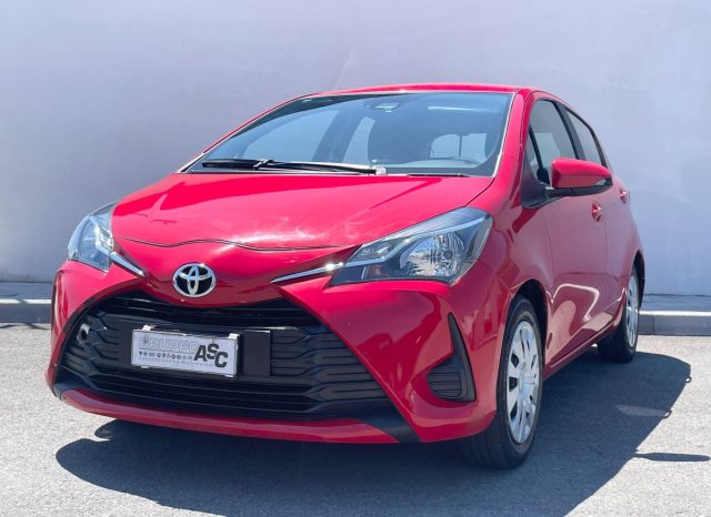 Toyota Yaris 1.0 BENZ 72 CV 5 porte Cool ADATTA A NEOPATENTATI usato a BRA