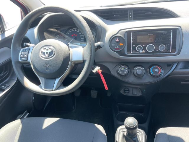 Toyota Yaris 1.0 BENZ 72 CV 5 porte Cool ADATTA A NEOPATENTATI, del 2020, 79.000 km, in vendita a Bra (CN)