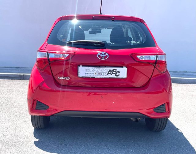 Toyota Yaris 1.0 BENZ 72 CV 5 porte Cool ADATTA A NEOPATENTATI, del 2020, 79.000 km, in vendita a Bra (CN)