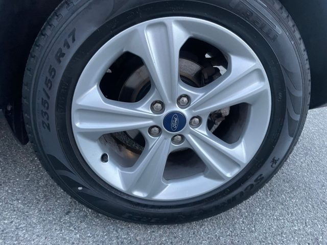 Ford Kuga 2.0 TDCI 140 CV 2WD Titanium, del 2013, 99.000 km, in vendita a Bra (CN)