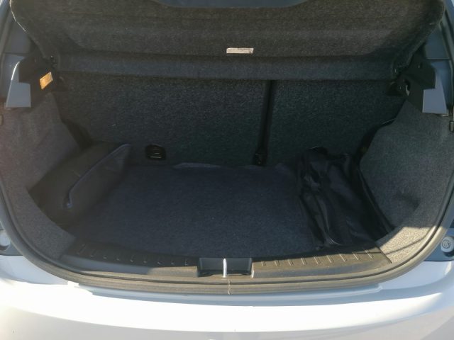 Lancia Ypsilon 1.2 BENZ GPL 69 CV 5 porte ADATTA NEOPATENTATI, del 2018, 119.000 km, in vendita a Bra (CN)